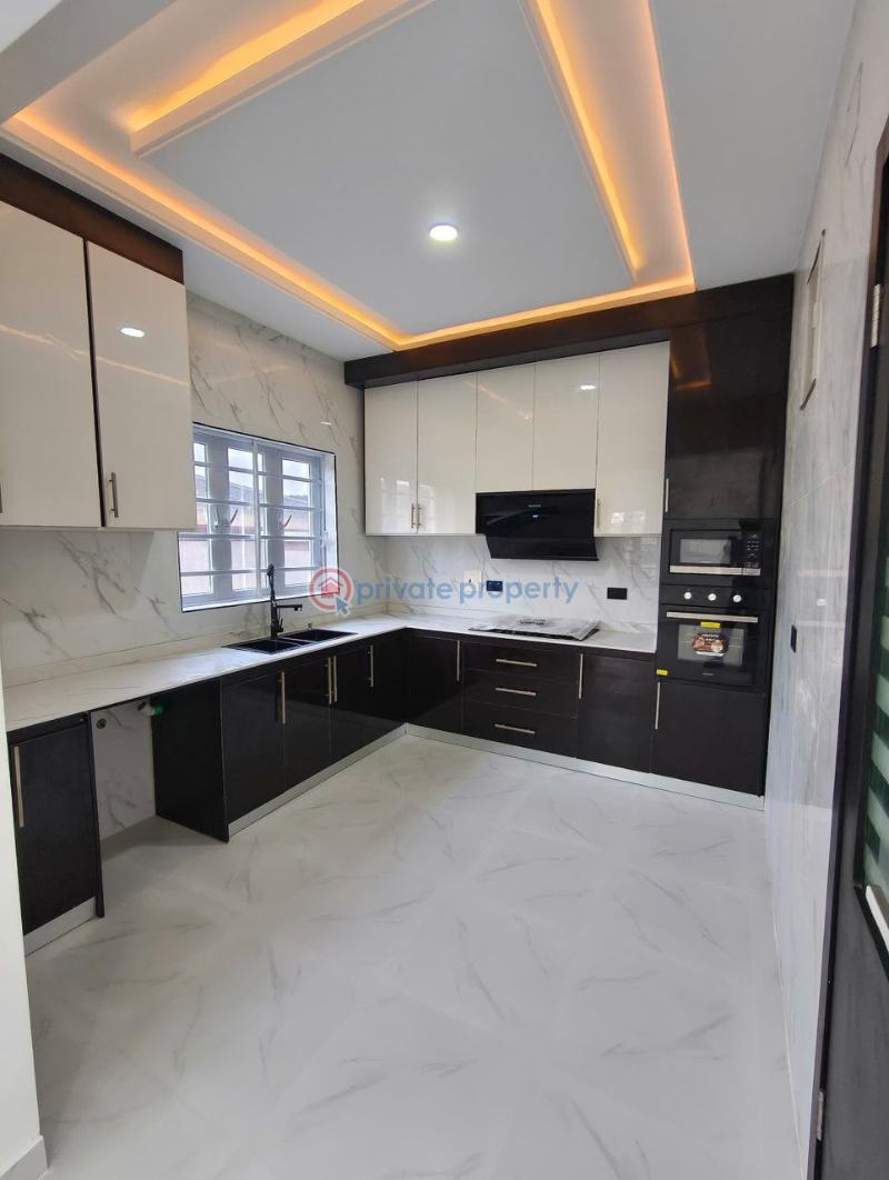 4 bedroom Semi detached Duplex For Sale Opebi Ikeja Lagos - 4