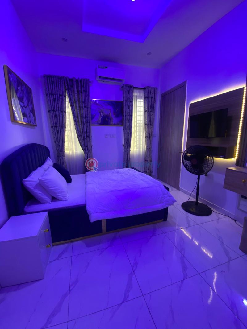 4 bedroom Duplex Short let Ikota Lekki Phase 2 Lagos - 1