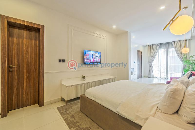 2 bedroom Maisonette Short let Off Admiralty Way Lekki Phase 1 Lagos - 4