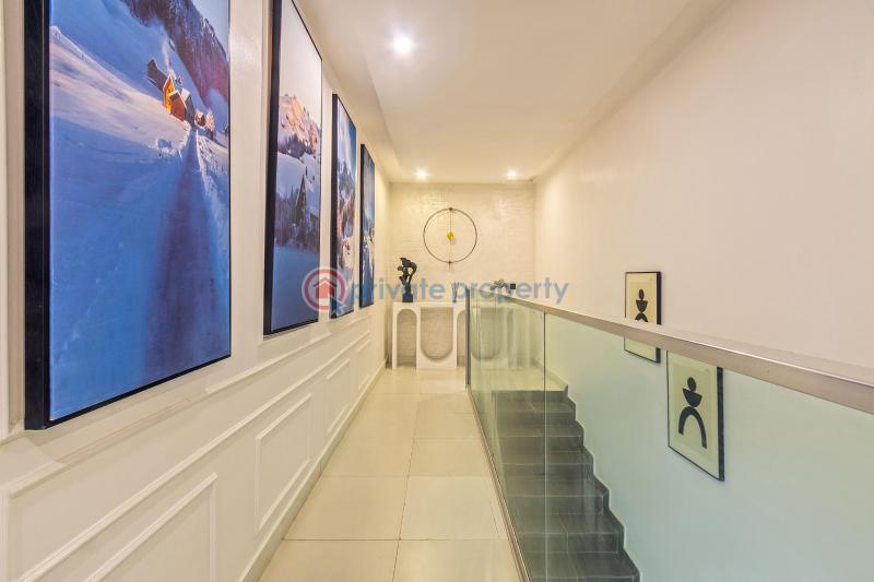 2 bedroom Maisonette Short let Off Admiralty Way Lekki Phase 1 Lagos - 15