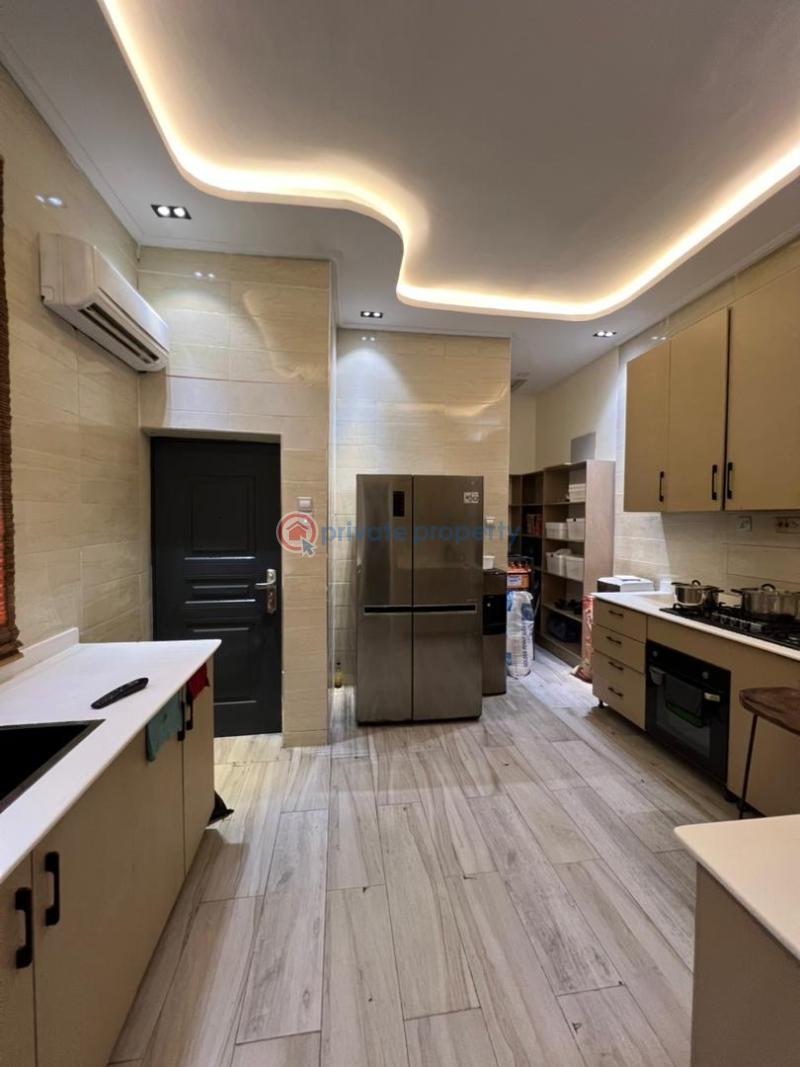 3 bedroom Flat & Apartment For Sale Bourdillon Ikoyi Lagos - 6