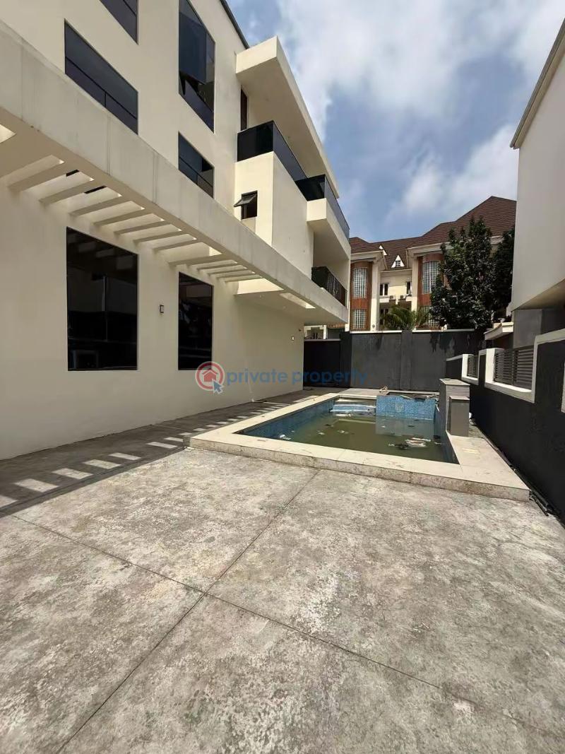 6 bedroom Detached Duplex For Sale Guzape Main Guzape Abuja Phase 1  - 11