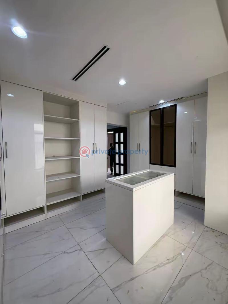 6 bedroom Detached Duplex For Sale Guzape Main Guzape Abuja Phase 1  - 3