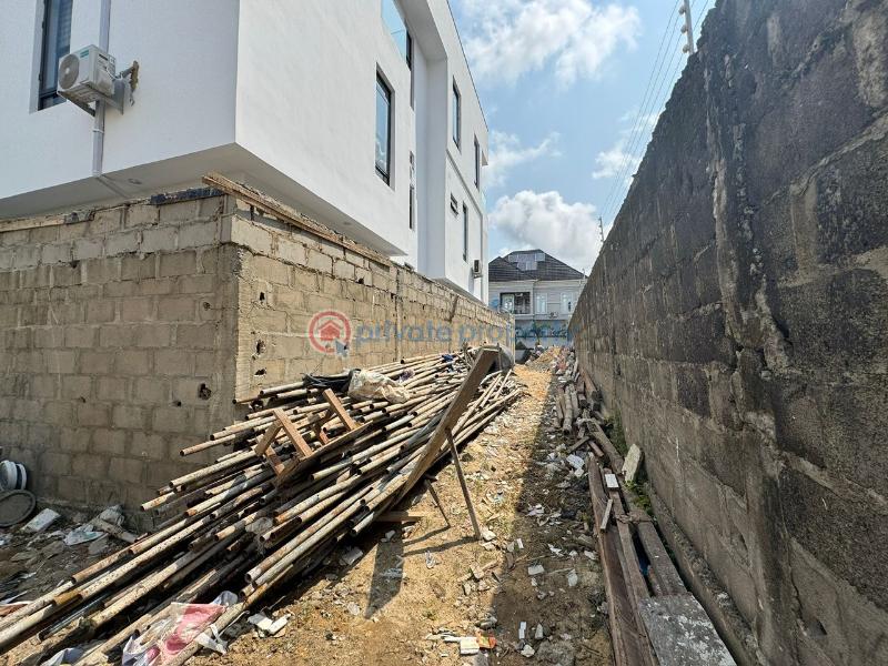 Land For Sale Chevron Lekki Phase 2 Lagos - 3