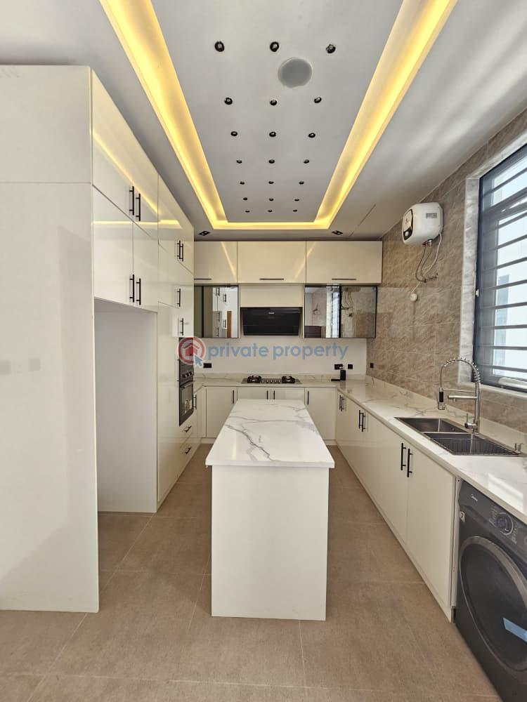 4 bedroom Detached Duplex For Sale Victoria Garden City Lekki Lagos - 2