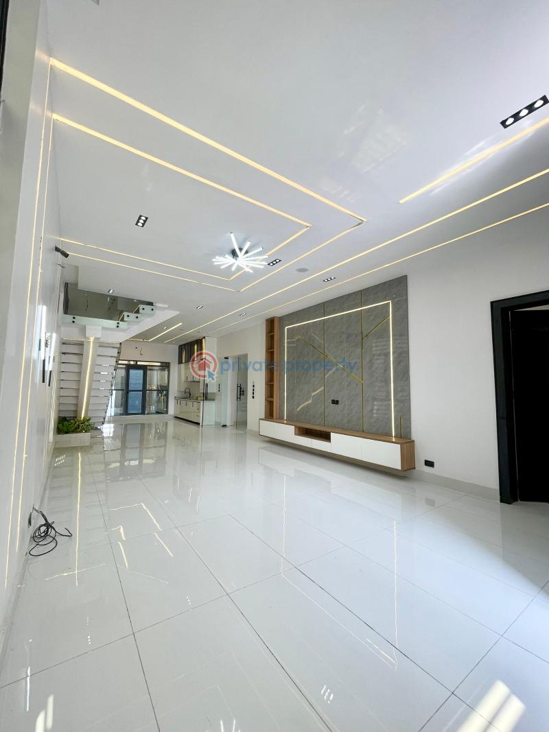 5 bedroom Detached Duplex For Sale Ajah Lagos - 1