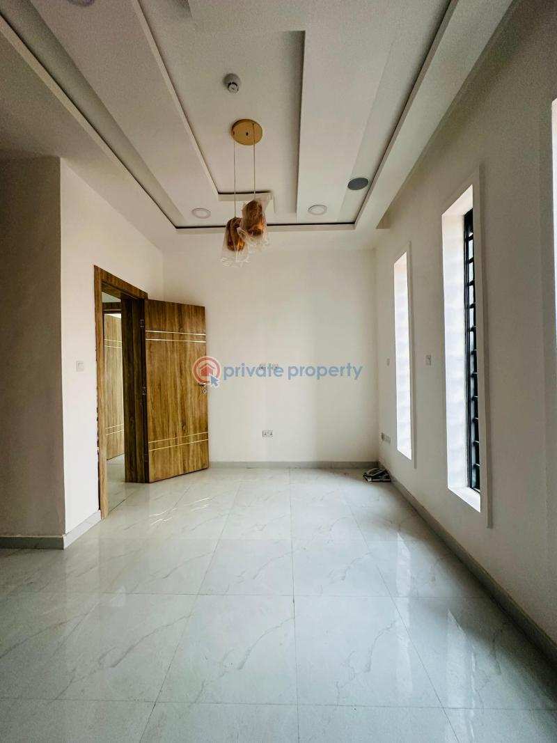 5 bedroom Detached Duplex For Sale Omole Phase 2 Ojodu Lagos - 6
