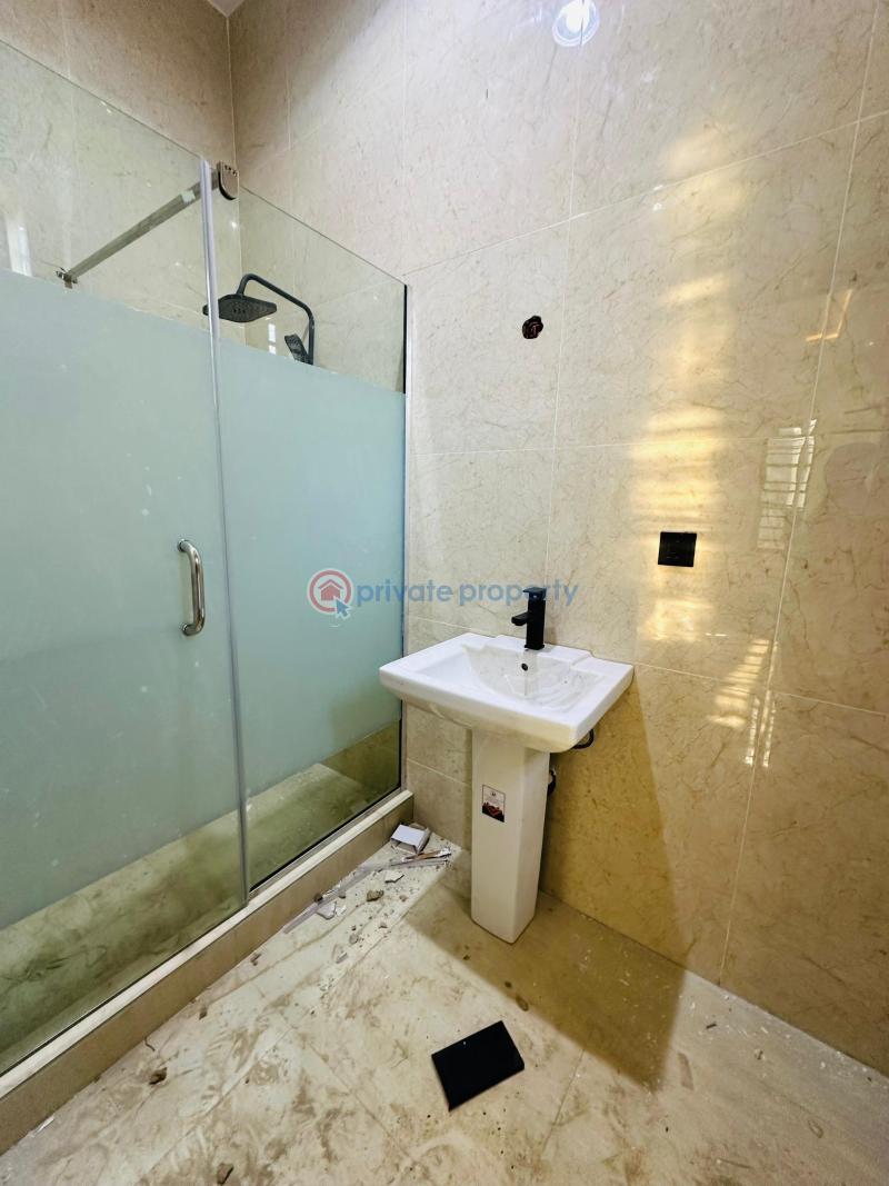 5 bedroom Detached Duplex For Sale Omole Phase 2 Ojodu Lagos - 9