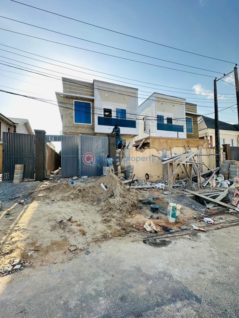5 bedroom Detached Duplex For Sale Omole Phase 2 Ojodu Lagos - 1