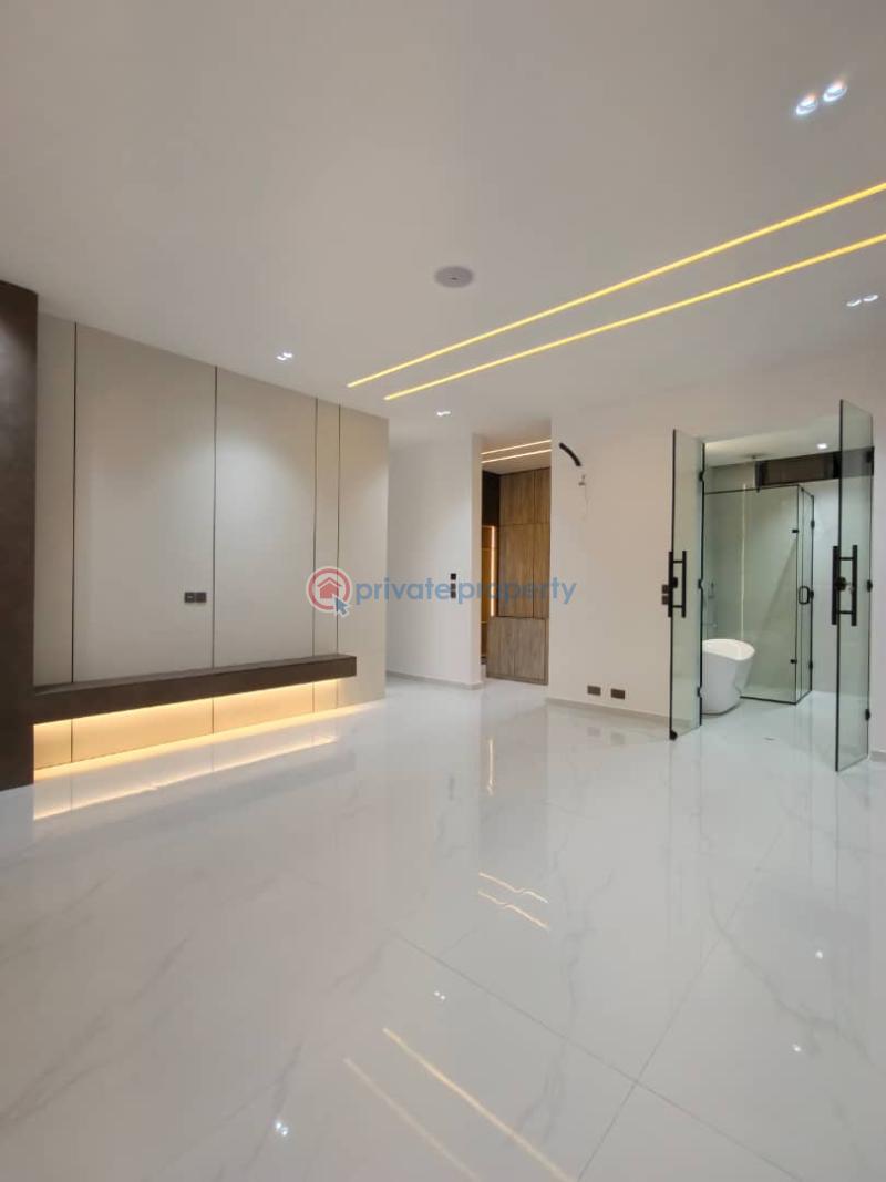 5 bedroom Duplex For Sale Pinnock Axis Osapa Lekki Lagos - 32