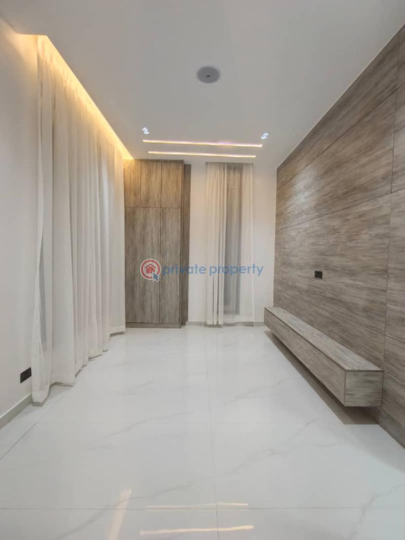 5 bedroom Duplex For Sale Pinnock Axis Osapa Lekki Lagos - 8