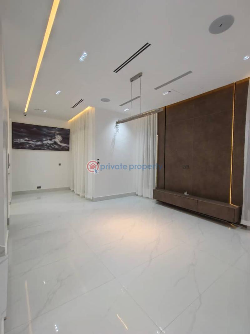 5 bedroom Duplex For Sale Pinnock Axis Osapa Lekki Lagos - 12