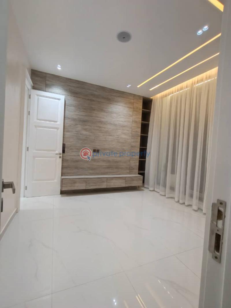 5 bedroom Duplex For Sale Pinnock Axis Osapa Lekki Lagos - 15