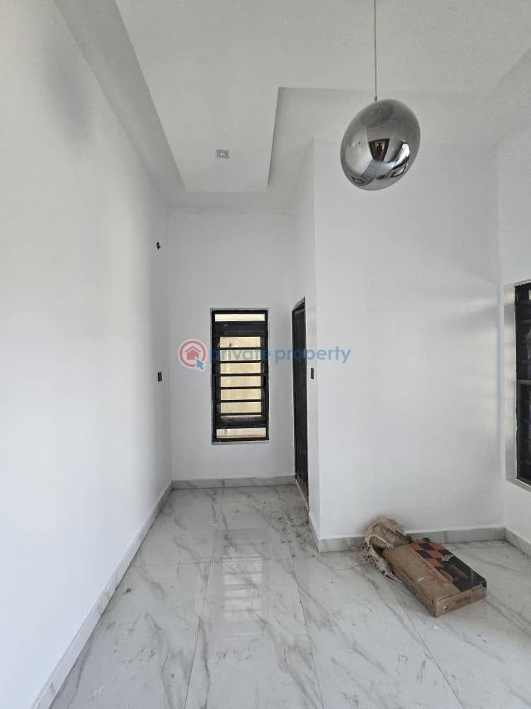 5 bedroom Detached Duplex For Sale Omole Phase 2 Ojodu Lagos - 8