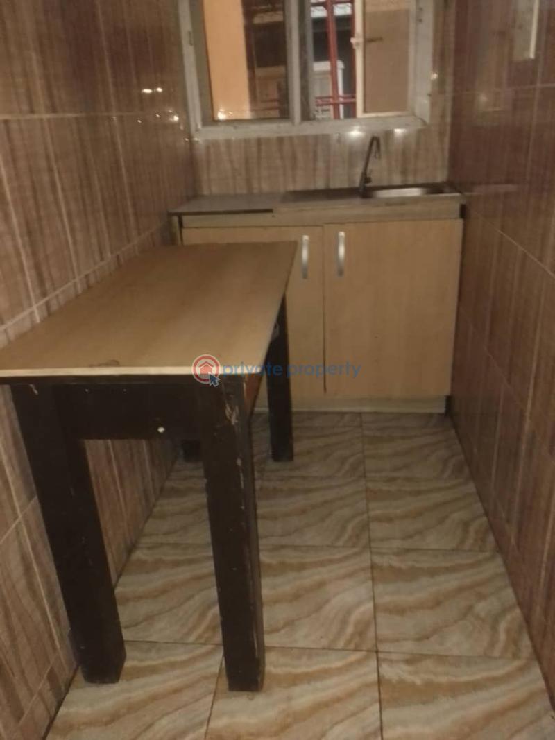 1 bedroom Mini Flat For Rent Estate Ologolo Lekki Lagos - 4
