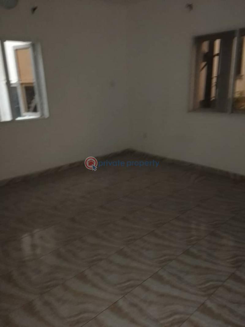 1 bedroom Mini Flat For Rent Estate Ologolo Lekki Lagos - 1