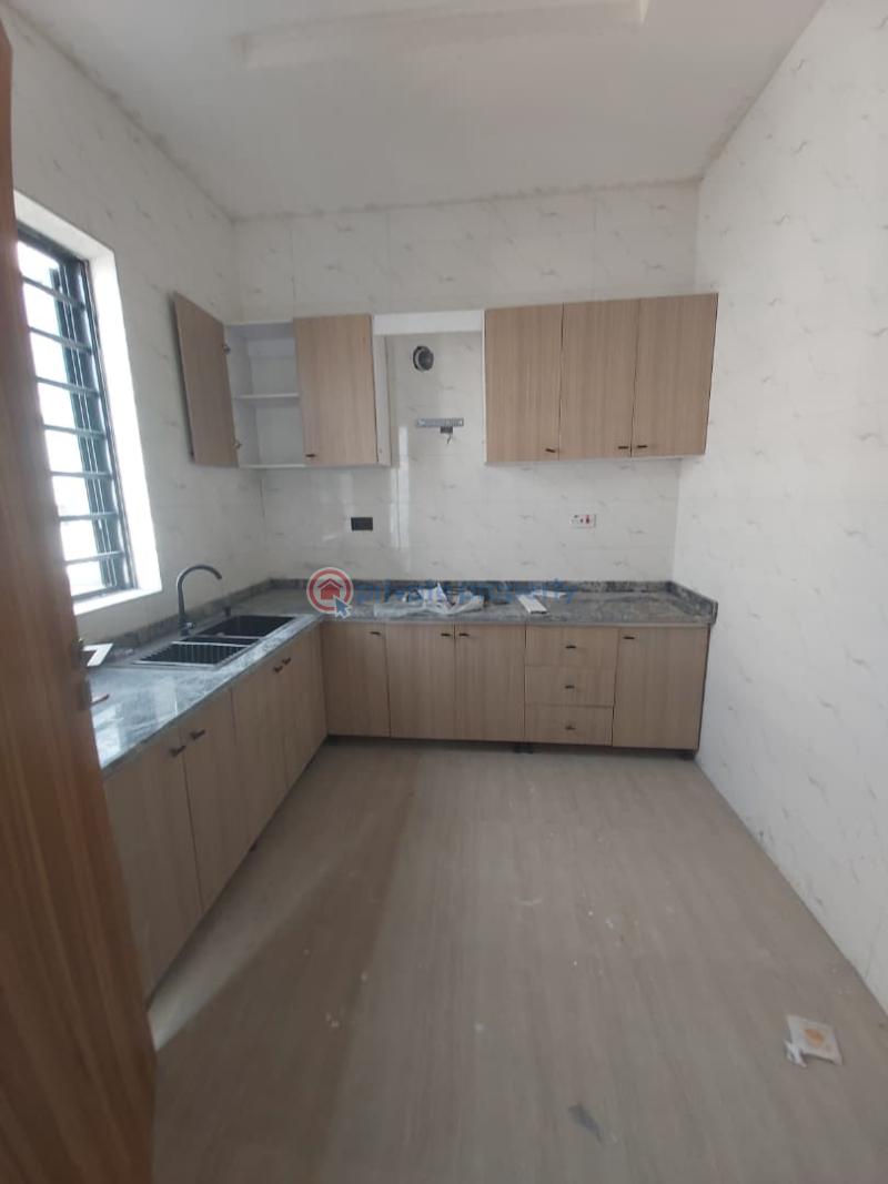 1 bedroom Mini Flat For Rent Majek Sangotedo Lagos - 5