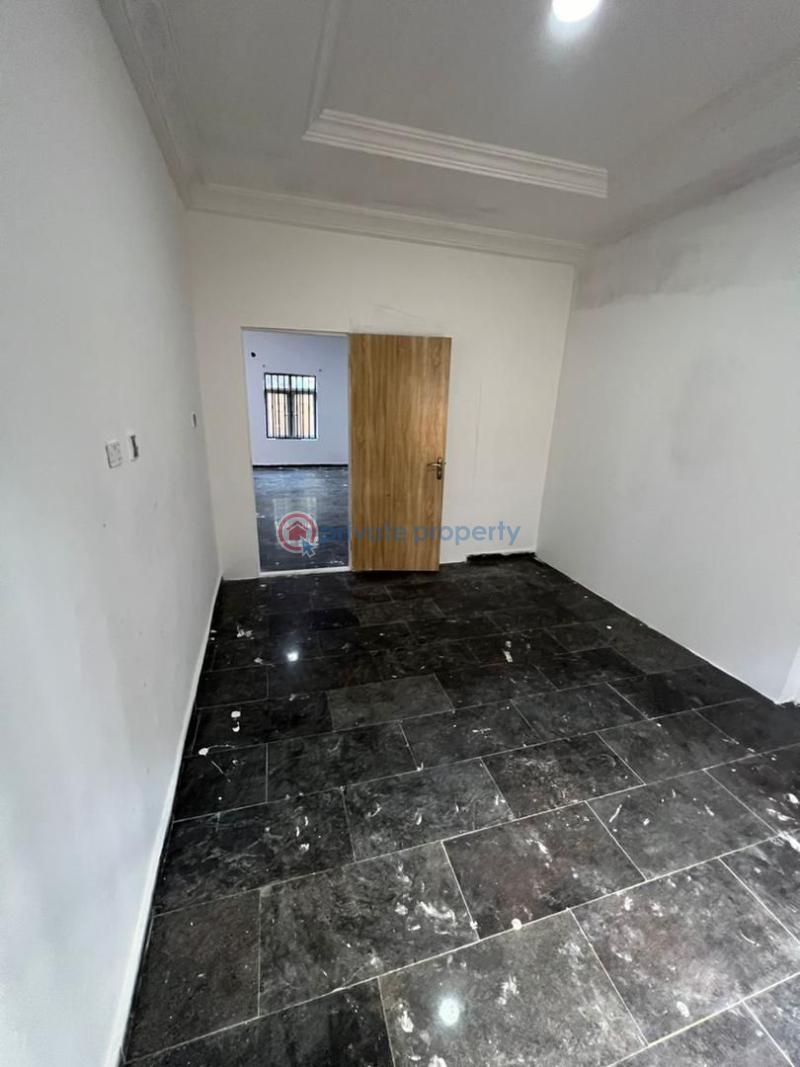 1 bedroom Mini Flat For Sale Bera Estate Lekki Phase 2 Lagos - 3