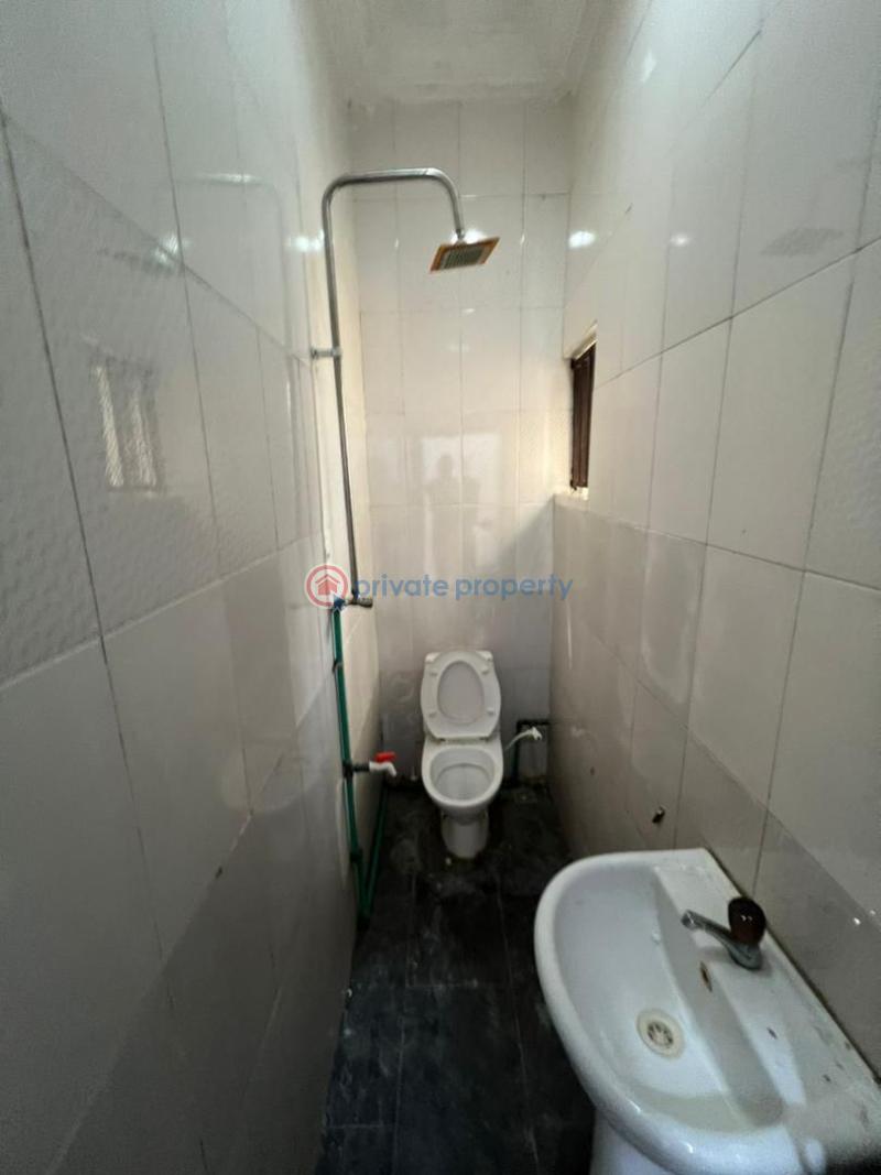 1 bedroom Mini Flat For Sale Bera Estate Lekki Phase 2 Lagos - 12
