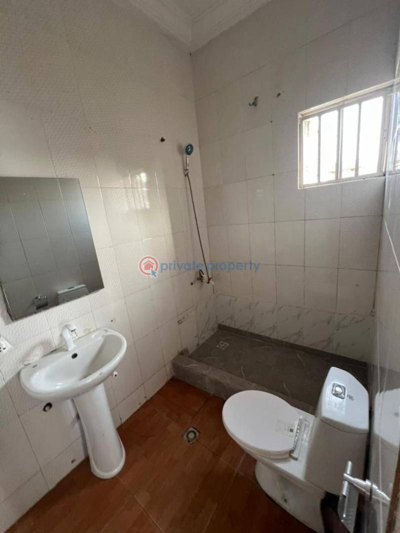 1 bedroom Mini Flat For Sale Bera Estate Lekki Phase 2 Lagos - 10