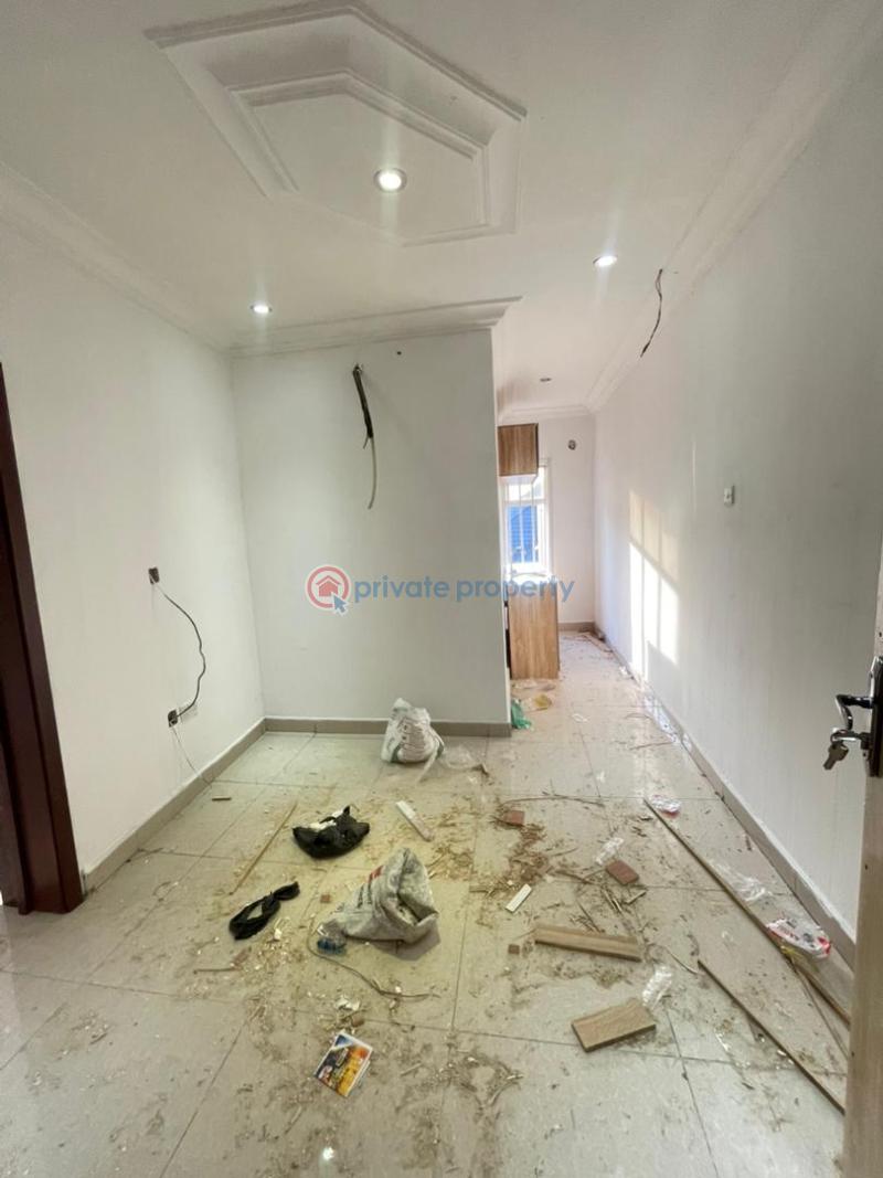 1 bedroom Mini Flat For Rent Osapa London Lekki Phase 1 Lagos - 1