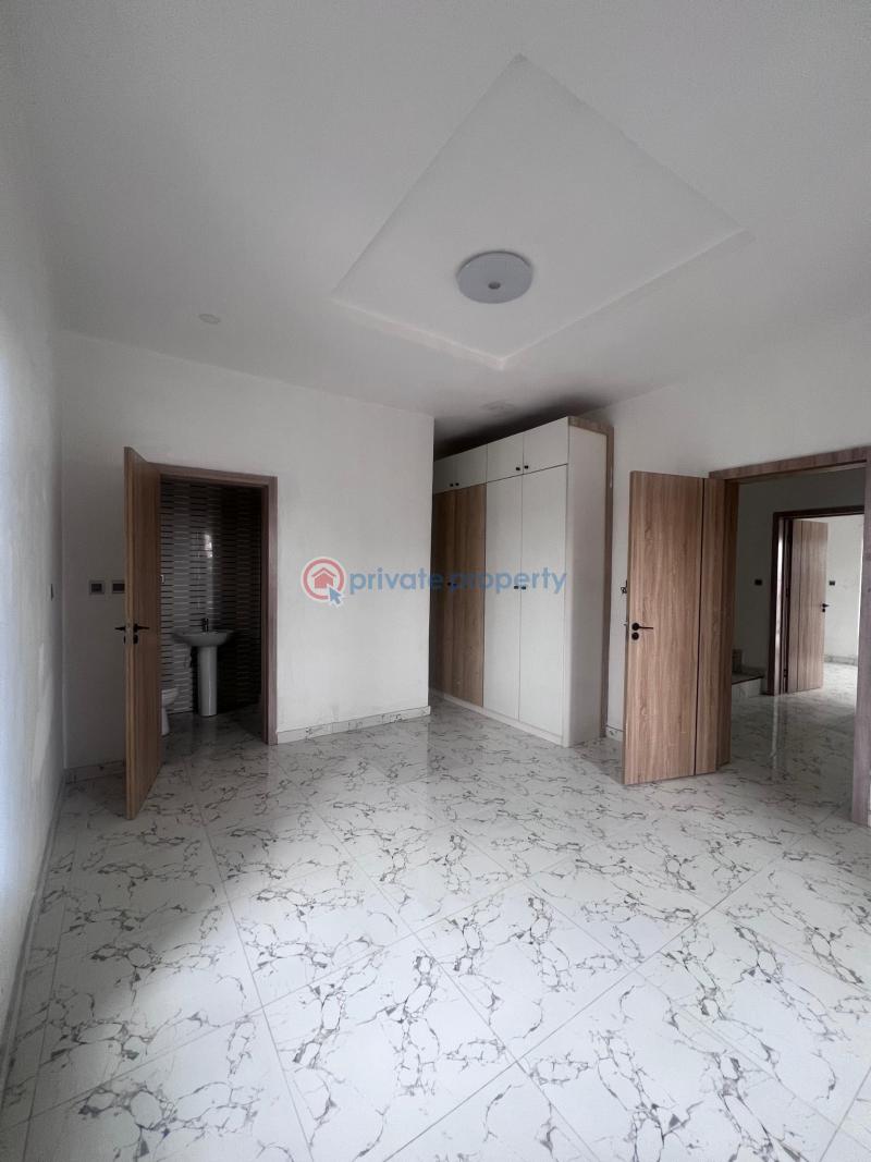 5 bedroom Terraced Duplex For Sale Chevron Drive Lekki Lagos - 5