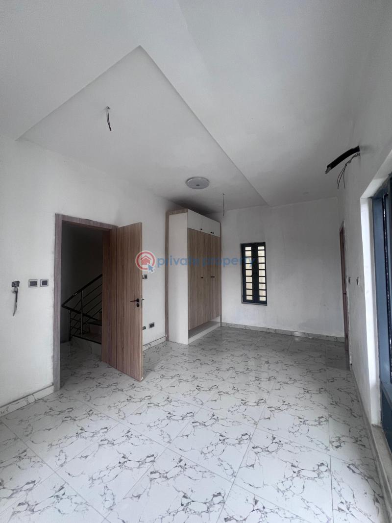 5 bedroom Terraced Duplex For Sale Chevron Drive Lekki Lagos - 2