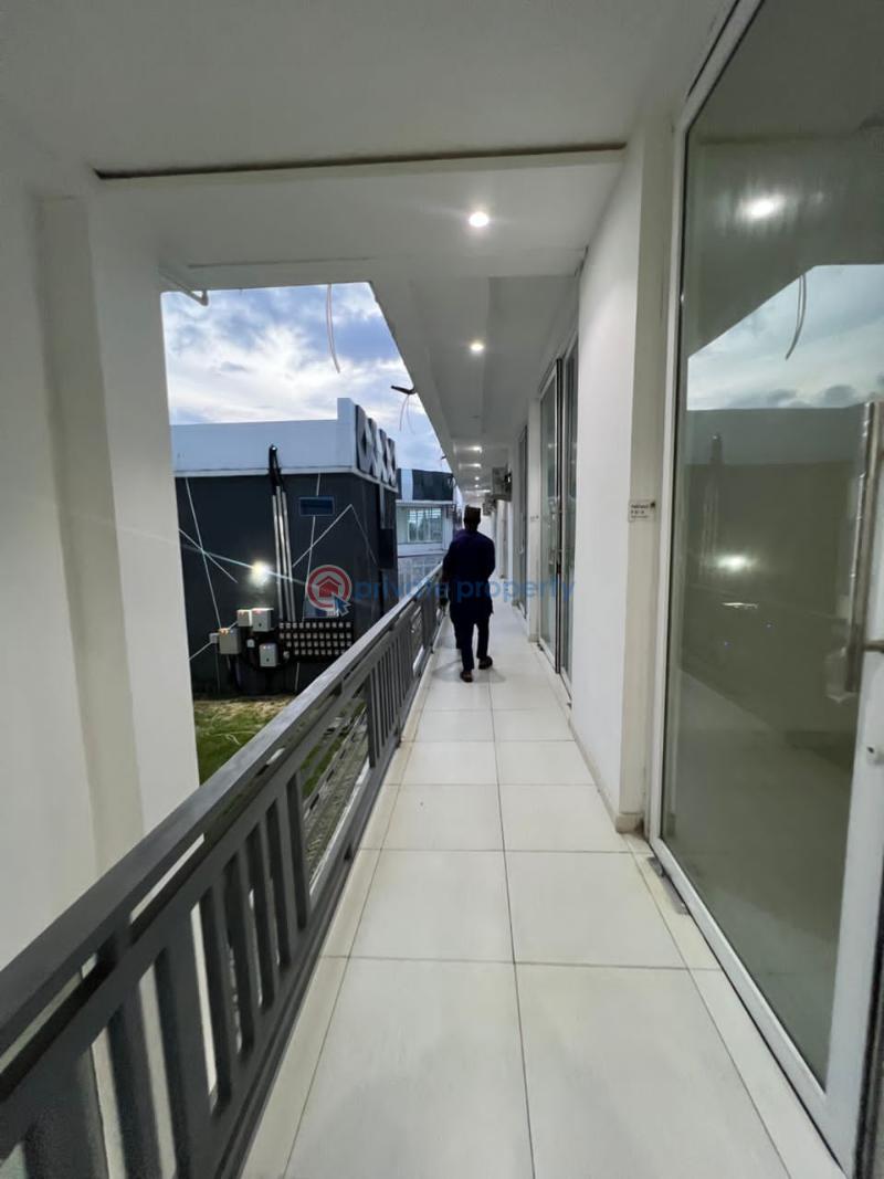 Shop For Rent Ogombo Road Abraham Adesanya Sangotedo Lagos - 11