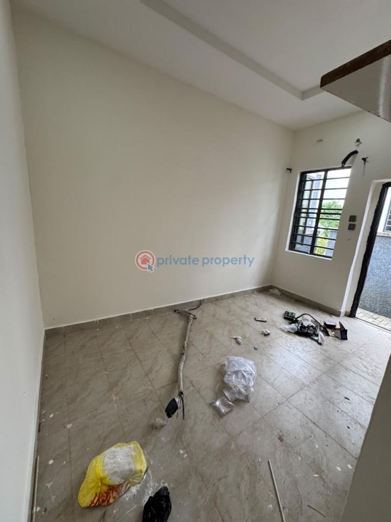 1 bedroom Flat & Apartment For Rent Abraham Adesanya Ajah Lagos - 3