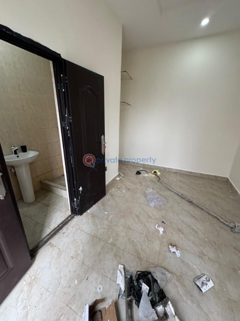 1 bedroom Flat & Apartment For Rent Abraham Adesanya Ajah Lagos - 2