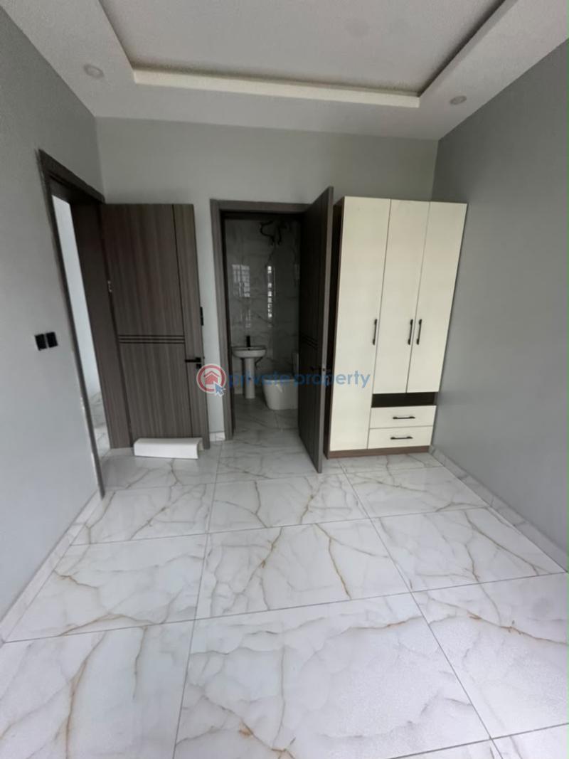 2 bedroom Flat & Apartment For Sale Freedom Way Lekki Phase 1 Lagos - 3