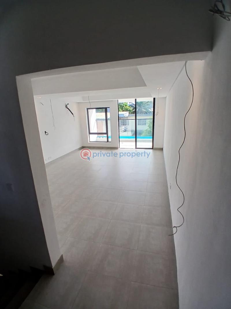 4 bedroom Terraced Duplex For Rent Victoria Island Lagos - 4