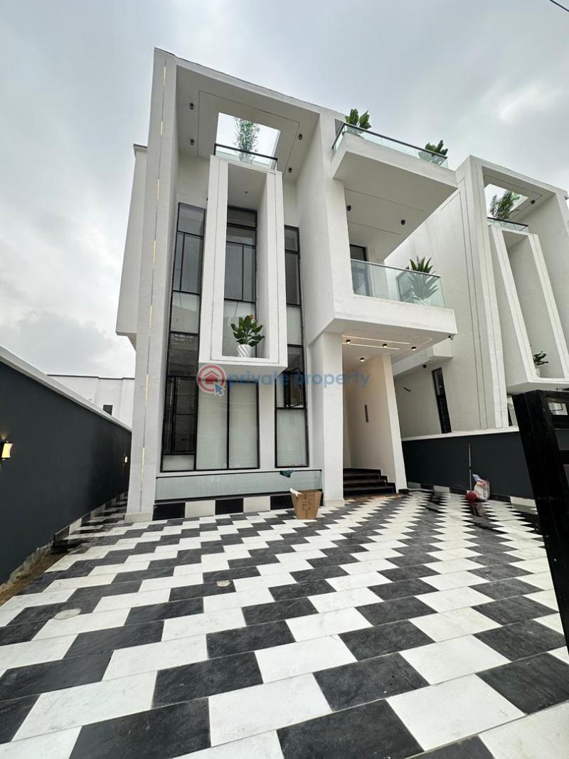 5 bedroom Detached Duplex For Sale Chevron Drive Lekki Lagos