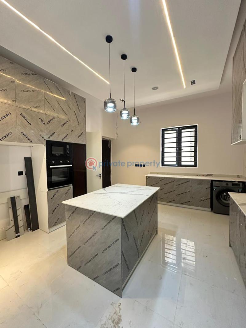 5 bedroom Detached Duplex For Sale Victoria Garden City Lekki Lagos - 3