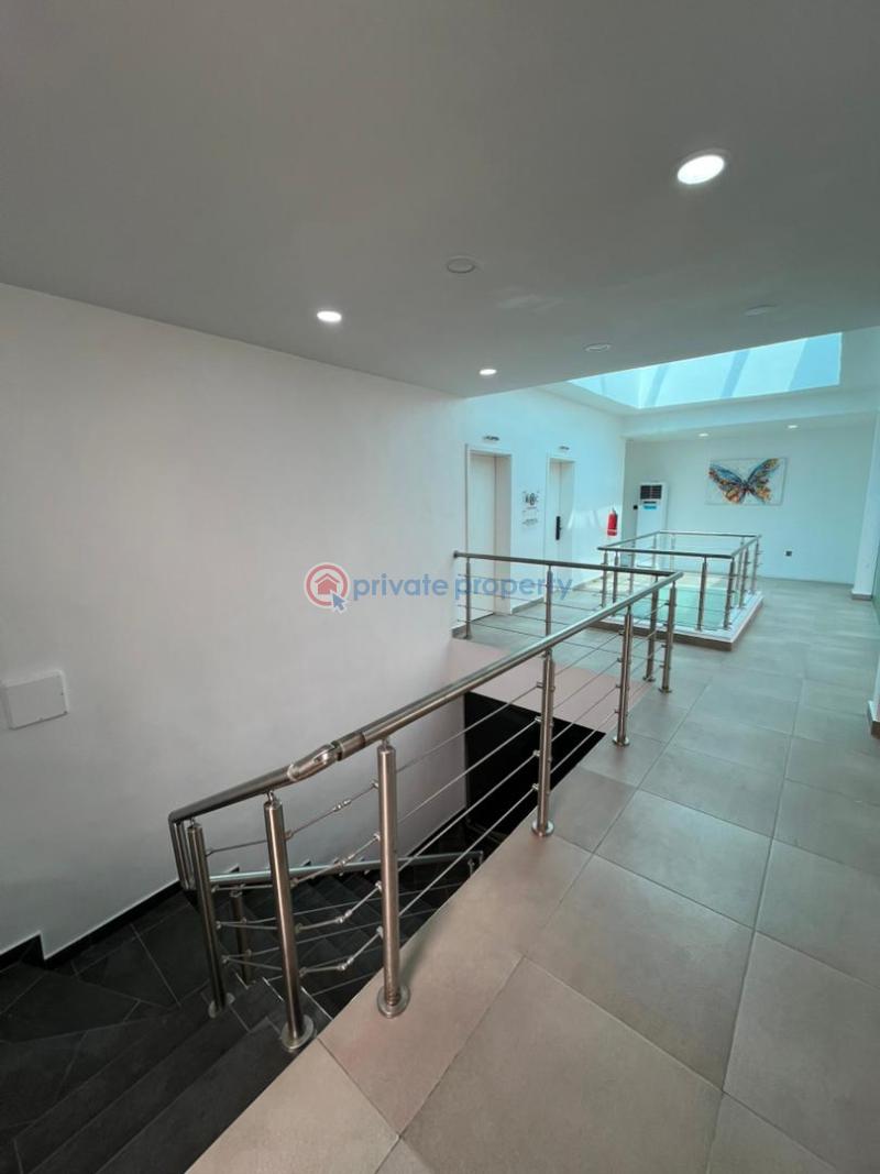 Shop For Rent Ikate Lekki Phase 1 Lagos - 3