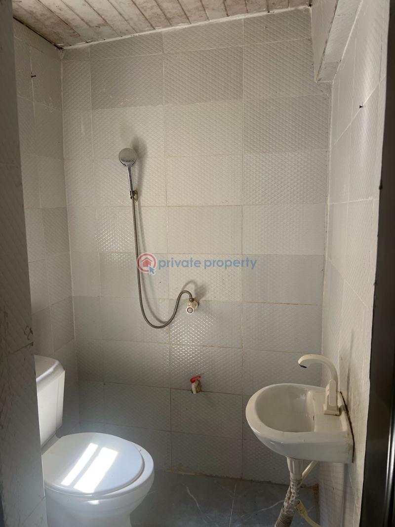 1 bedroom Self Contain For Rent Chevron Lekki Phase 2 Lagos - 4