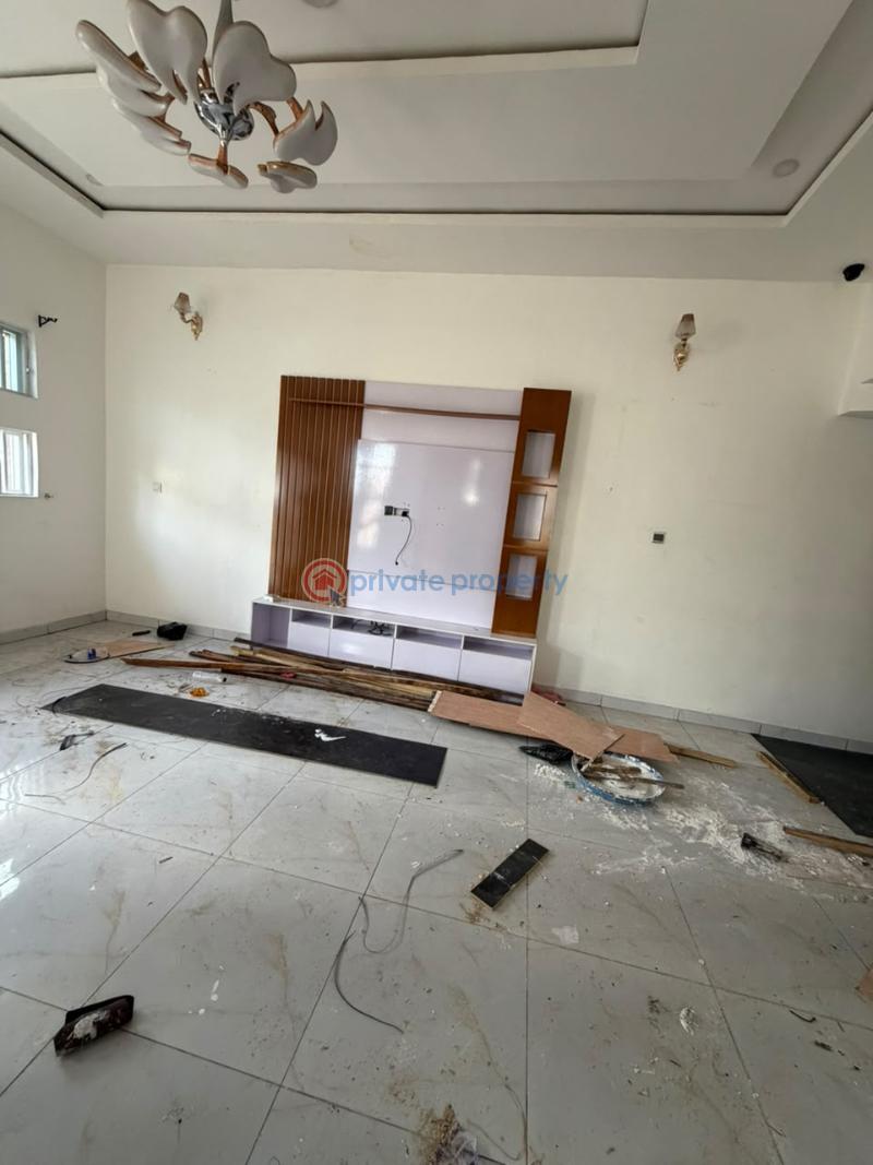 1 bedroom Studio Apartment For Rent Ikota Lekki Lagos - 3