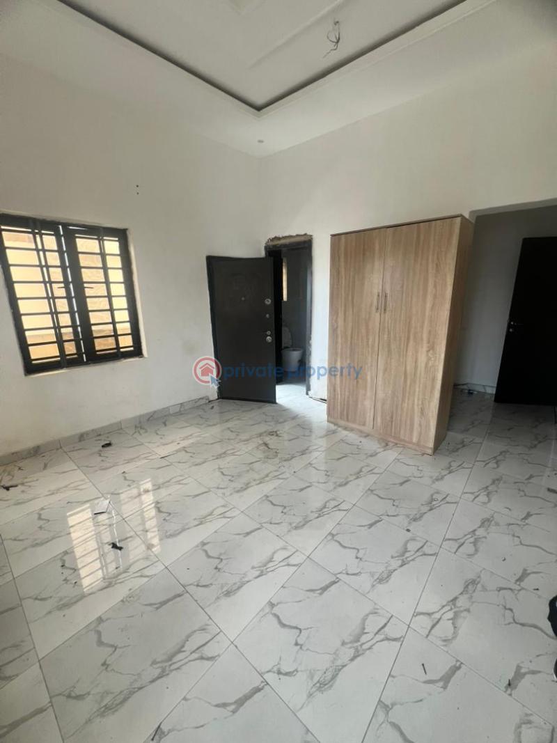 1 bedroom Flat & Apartment For Rent Jakande Lagos Island  - 1