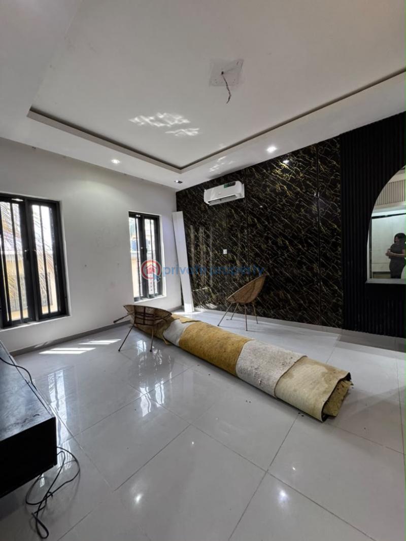 1 bedroom Studio Apartment For Rent Adeola Odeku Victoria Island Lagos - 2