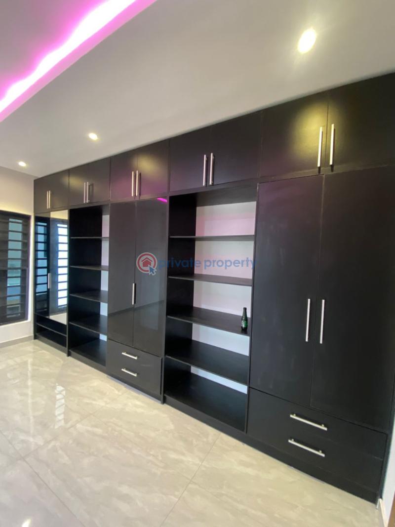 2 bedroom Flat & Apartment For Sale Ikate Elegushi Lekki Lagos - 8