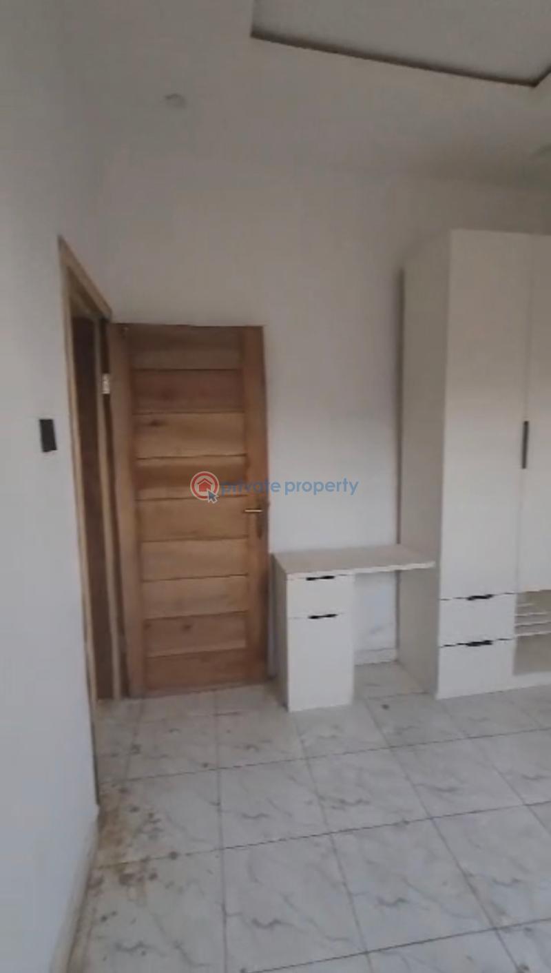 1 bedroom Mini Flat For Rent Ojuelegba Surulere Lagos - 4