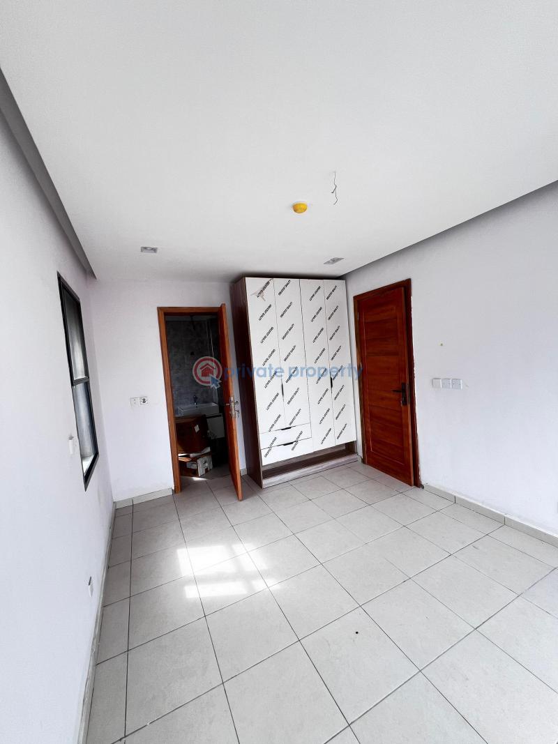 Exquisite two bedroom apartment with swimming pool and gym - 15 2 bedroom Block Of Flats For Rent Ologolo Lekki Lagos - 15