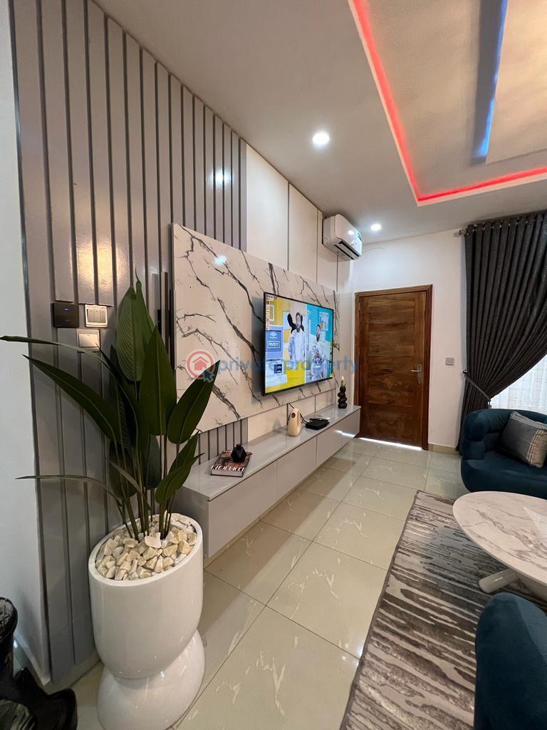 Exquisitely 3-bedroom apartment - 5 1 bedroom Flat & Apartment Short let Lekki Phase 1 Lagos - 5