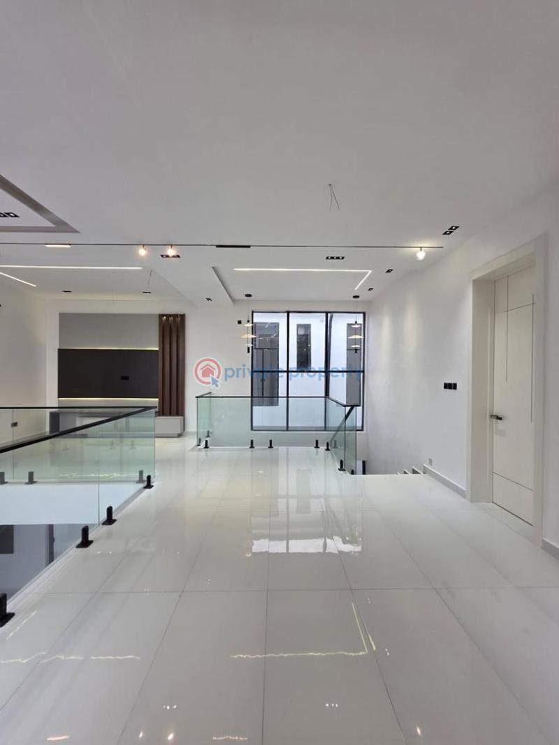 5 bedroom Detached Duplex For Sale Chevron, Lekki Lagos - 11