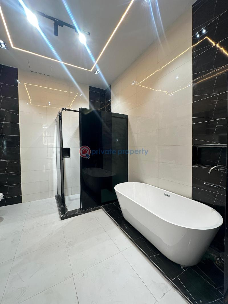 5 bedroom Detached Duplex For Sale Chevron, Lekki Lagos - 9