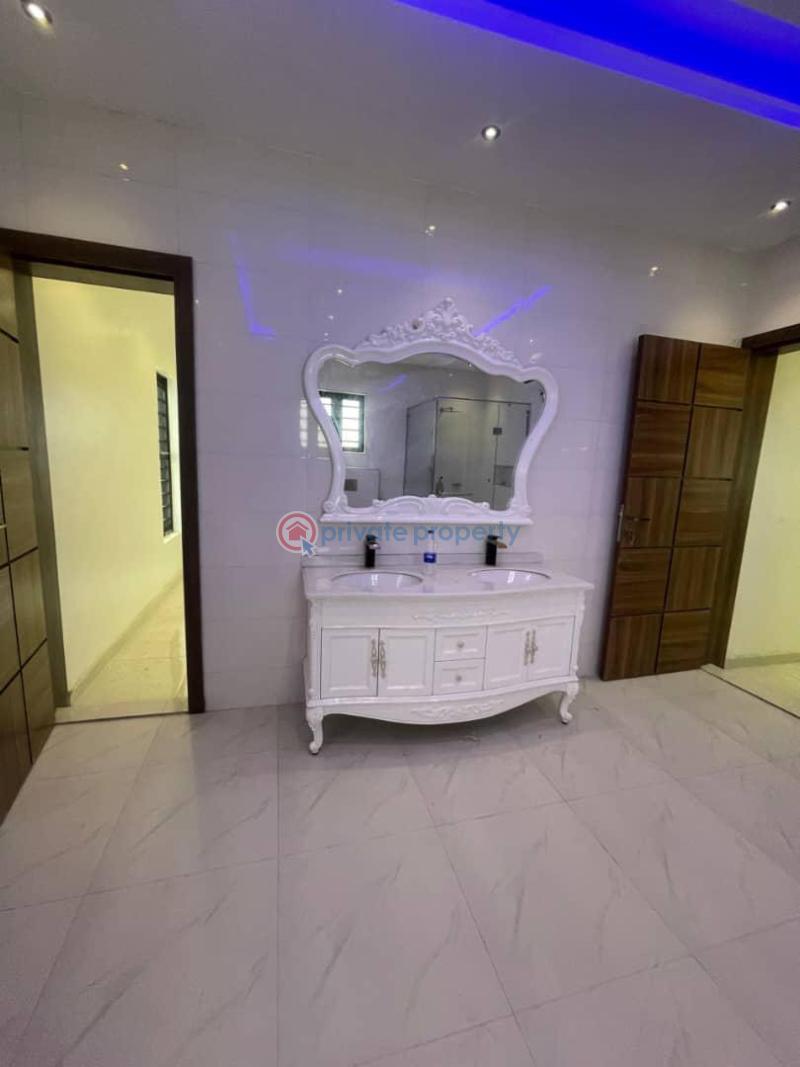 5 bedroom Detached Duplex For Sale Magodo GRA Phase 2 Kosofe/Ikosi Lagos - 9