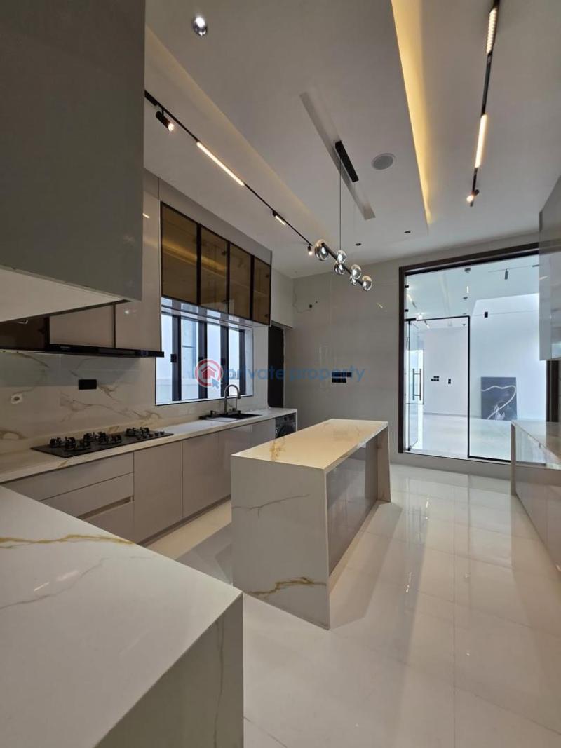 5 bedroom Detached Duplex For Sale Chevron, Lekki Chevron Drive Lekki Lagos - 3