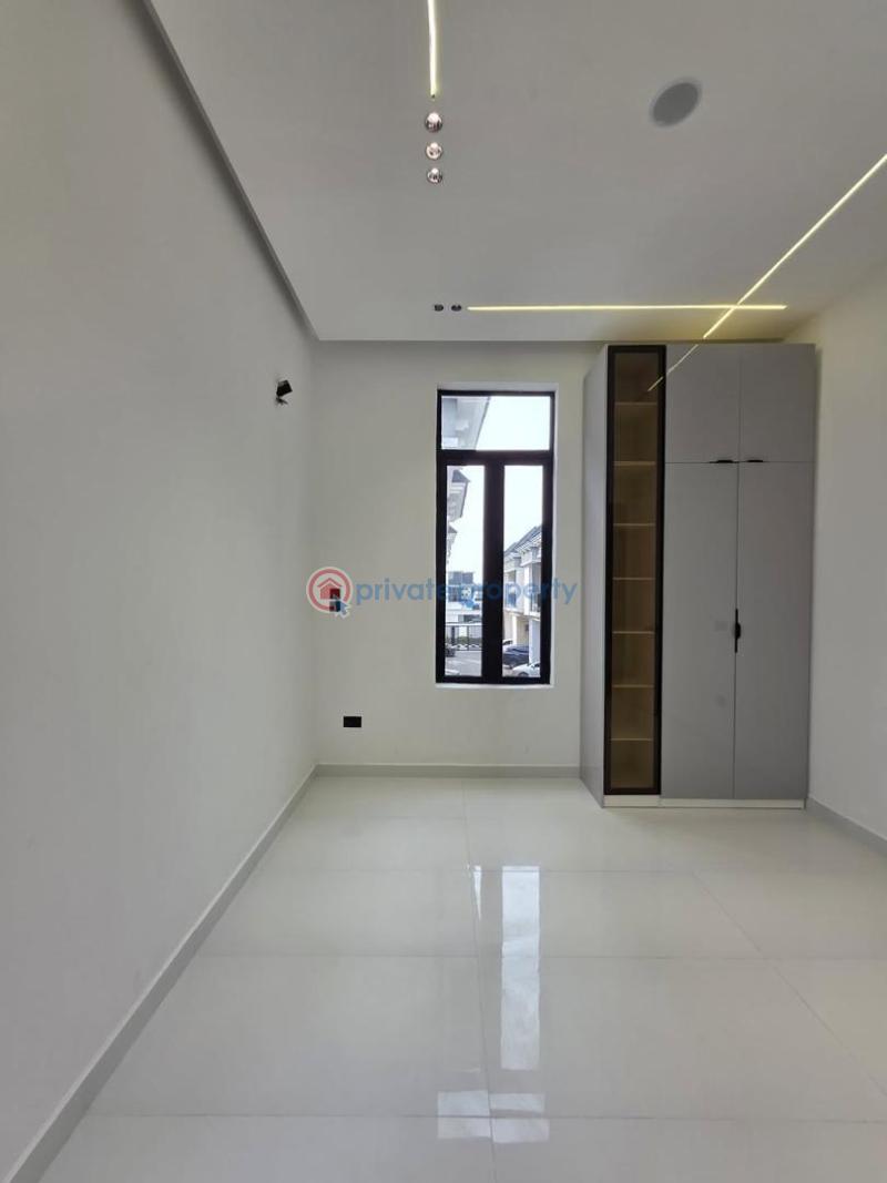 5 bedroom Detached Duplex For Sale Chevron, Lekki Chevron Drive Lekki Lagos - 10