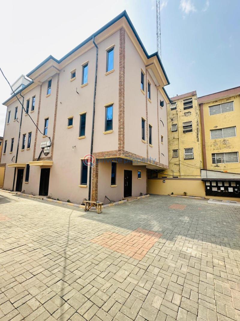 1 bedroom Mini Flat For Sale Ikeja Lagos - 5