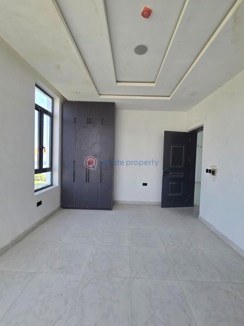 2 bedroom Shared Apartment For Sale Lekki Phase 1 Lagos - 5